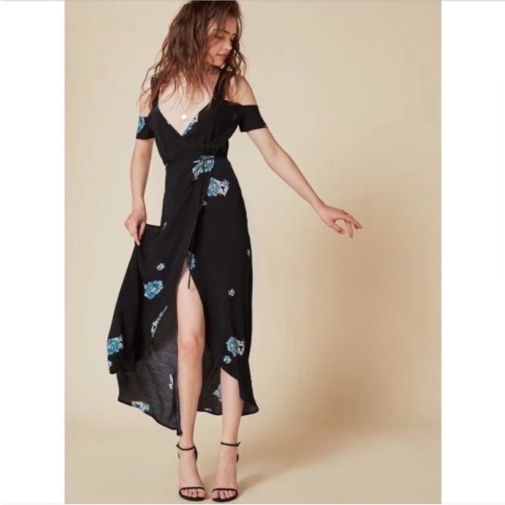 Reformation Jules Wrap dress black w blue floral detail size 0
